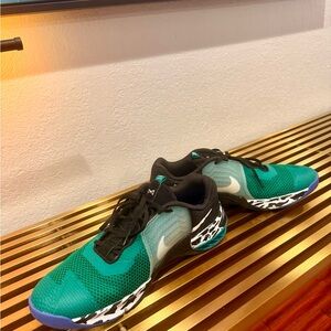 Nike Teal and Black Sneakers with Patterned Sole